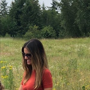 Meet your Posher, Caro